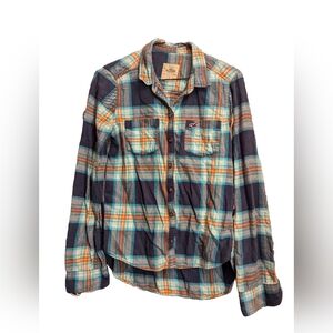 Hollister women's blue plaid button up shirt size small
